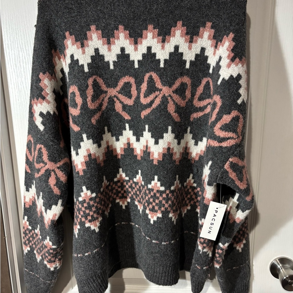 PacSun Black and Pink Crew Neck Sweater